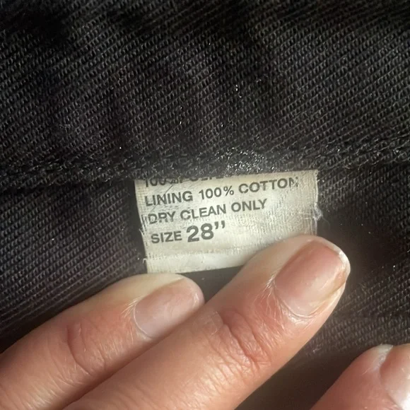 Satin with bone adjustable corset
Size 28” - Picture 4 of 6